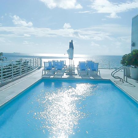 Ocean Drive Studio Beach Front ไมอามีบีช ภายนอก รูปภาพ