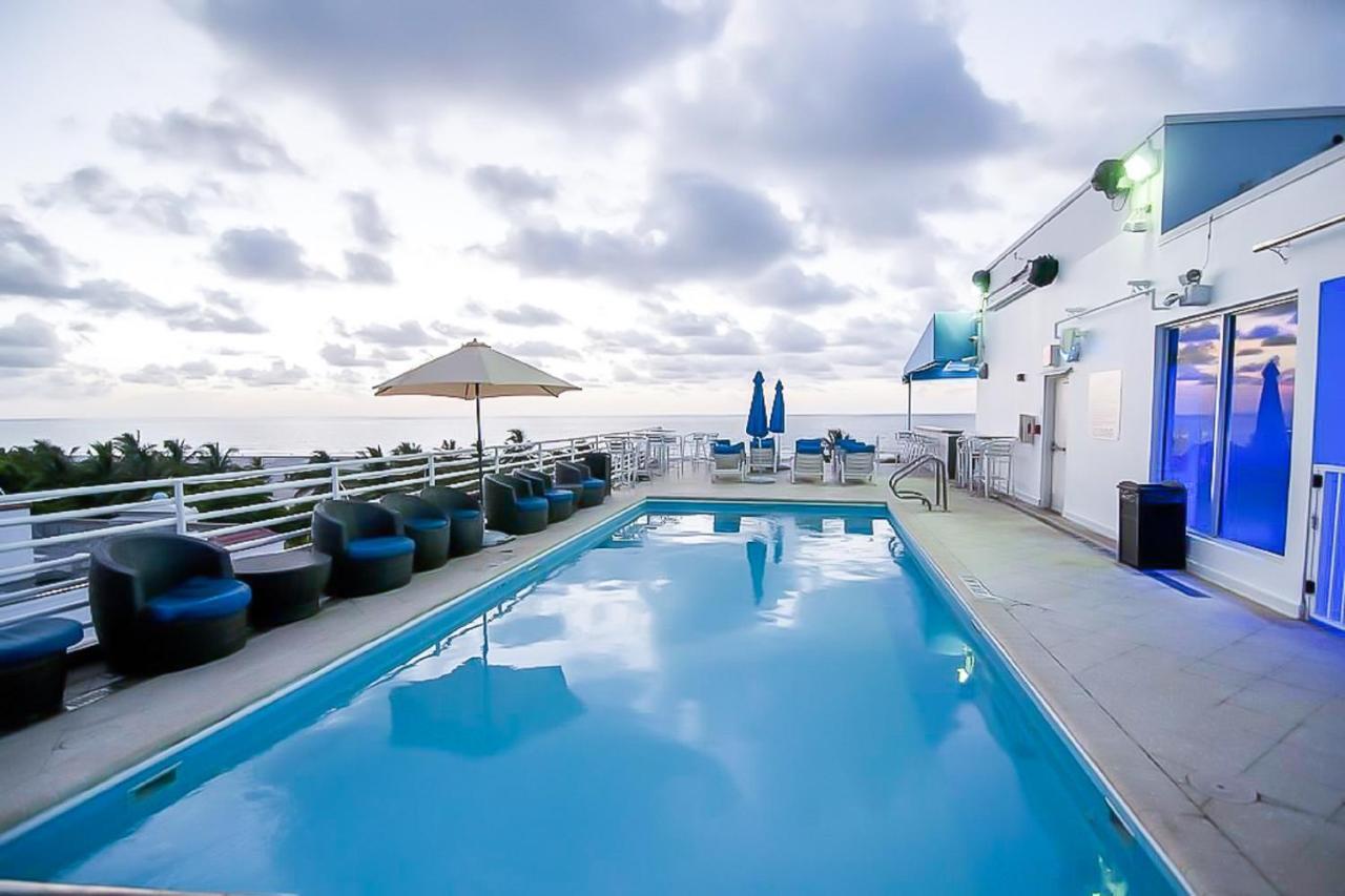 Ocean Drive Studio Beach Front ไมอามีบีช ภายนอก รูปภาพ