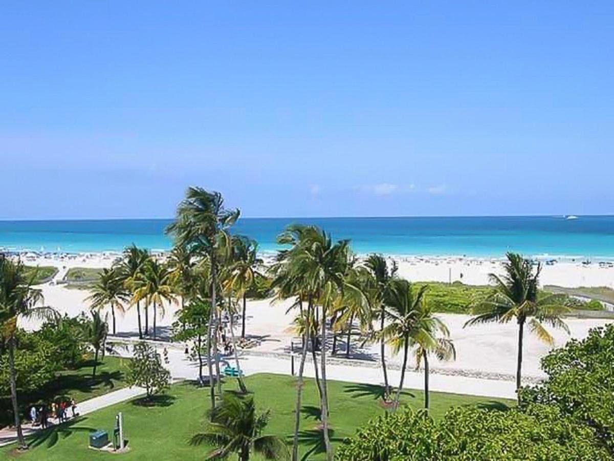Ocean Drive Studio Beach Front ไมอามีบีช ภายนอก รูปภาพ